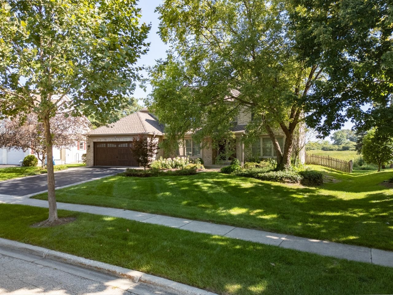 360 Ambria Drive Property Photo 5