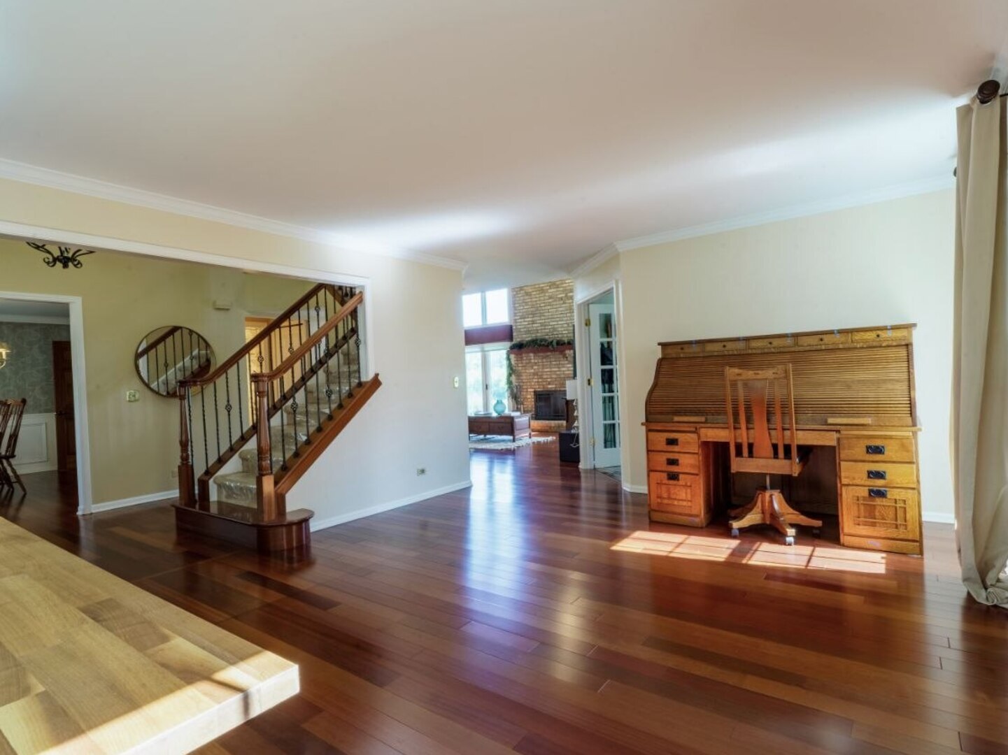 360 Ambria Drive Property Photo 11