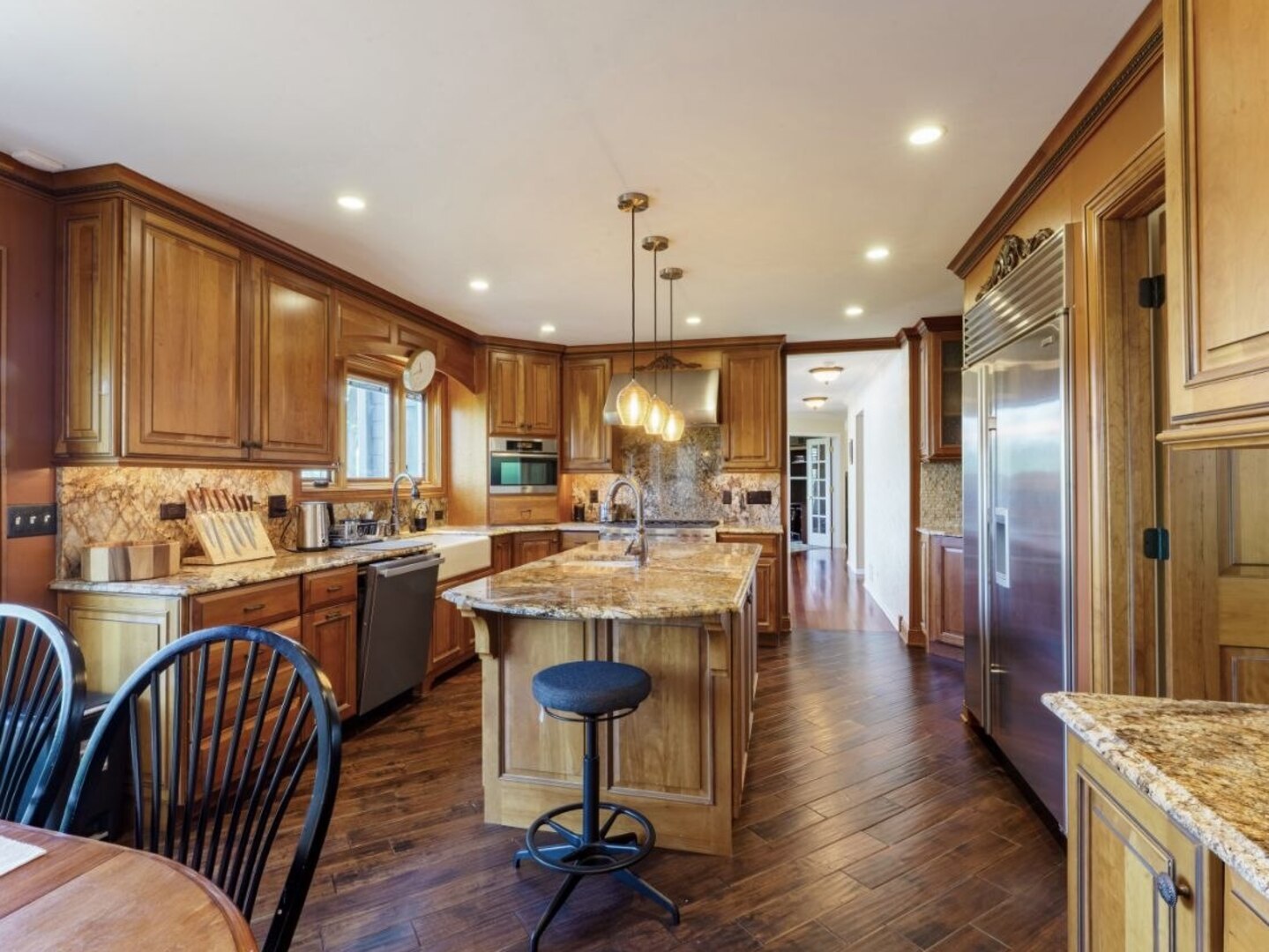 360 Ambria Drive Property Photo 15