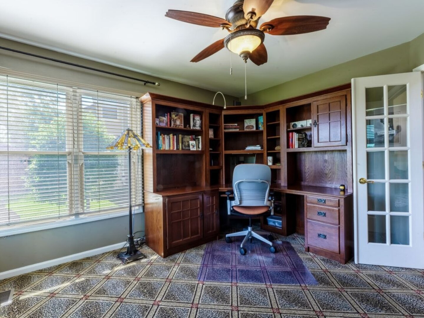 360 Ambria Drive Property Photo 24