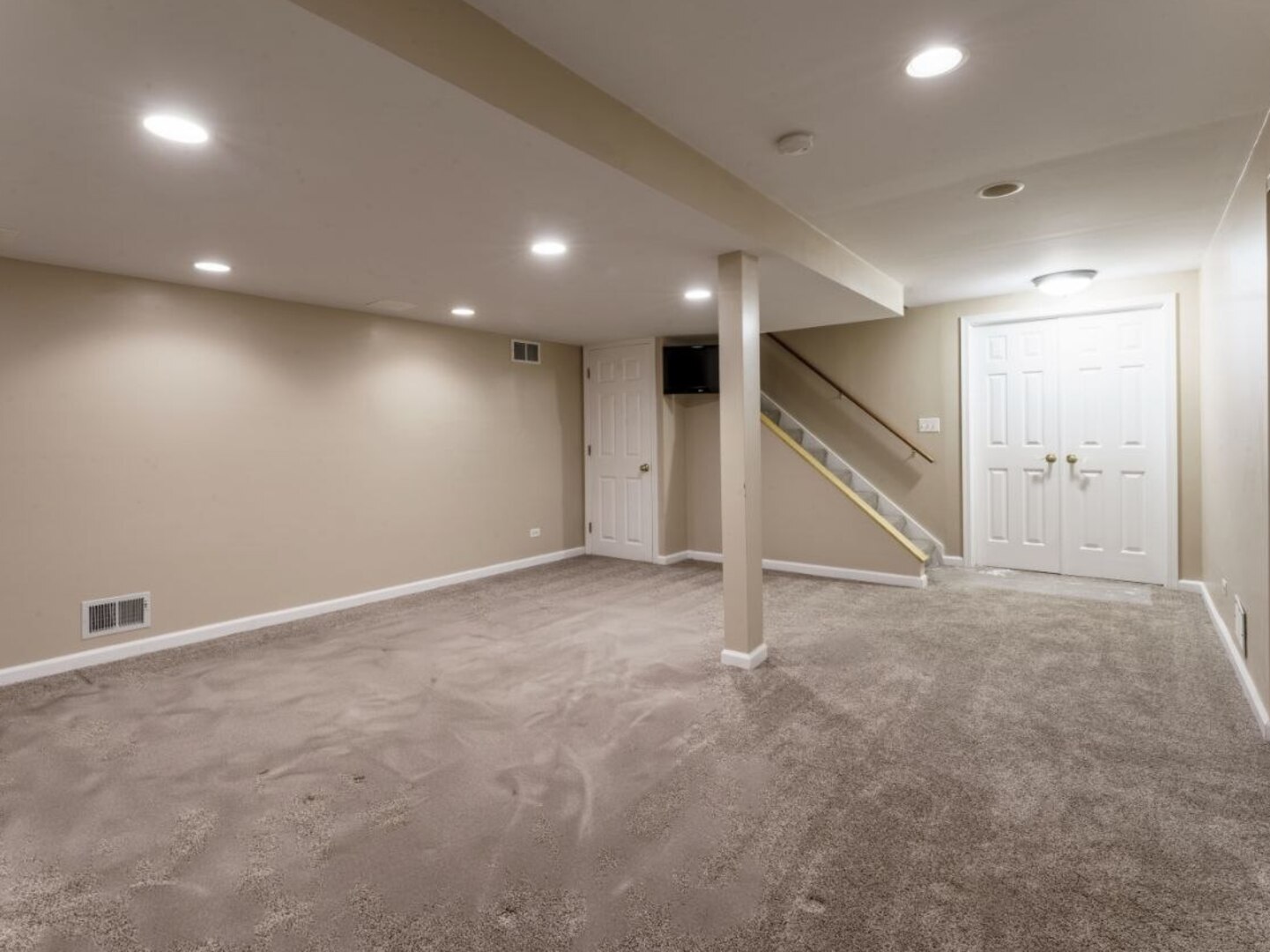 360 Ambria Drive Property Photo 39