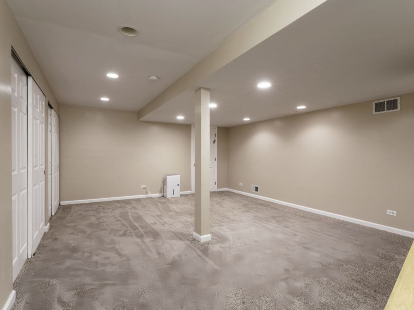 360 Ambria Drive Property Photo 42