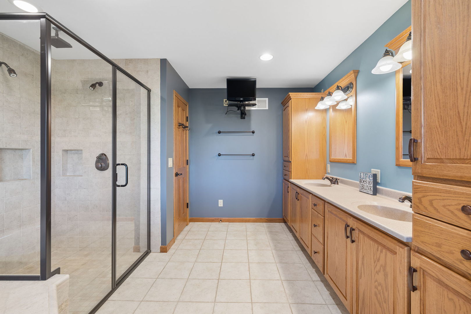 18511 Il Highway 89 Highway Property Photo 18