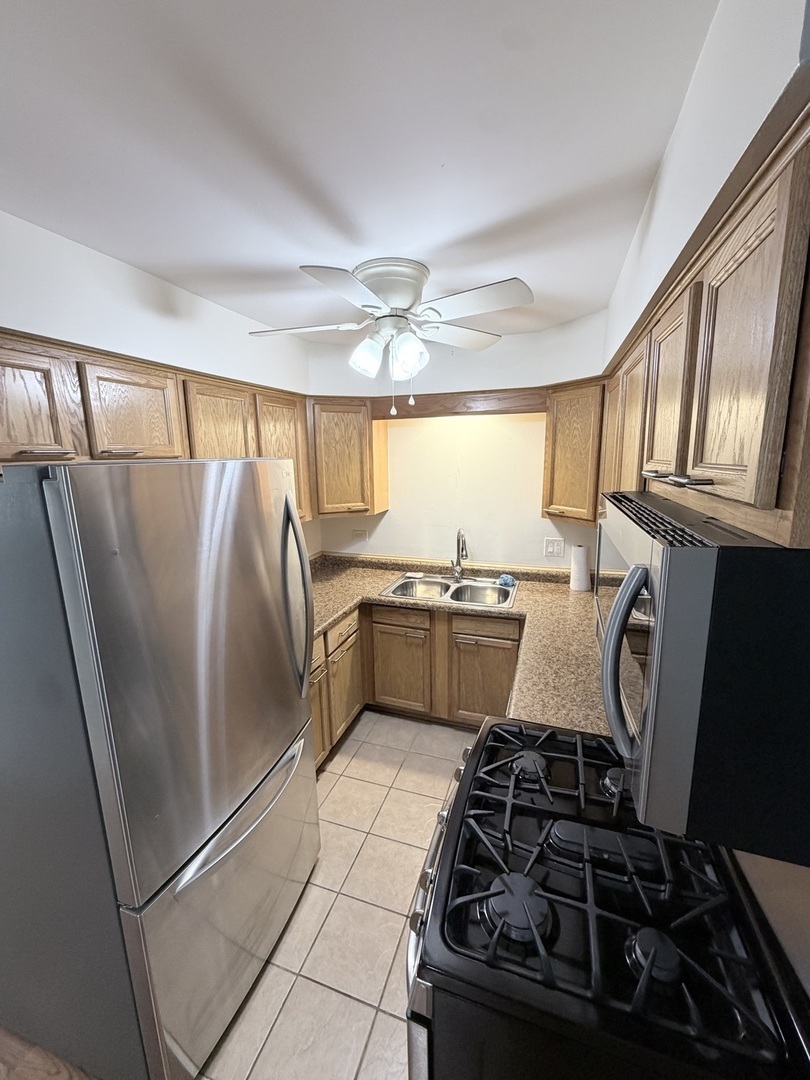 7005 99th Street 2w Property Photo 2