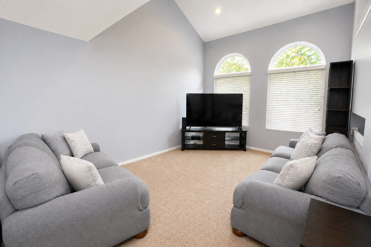 2276 Dawson Lane Property Photo 2