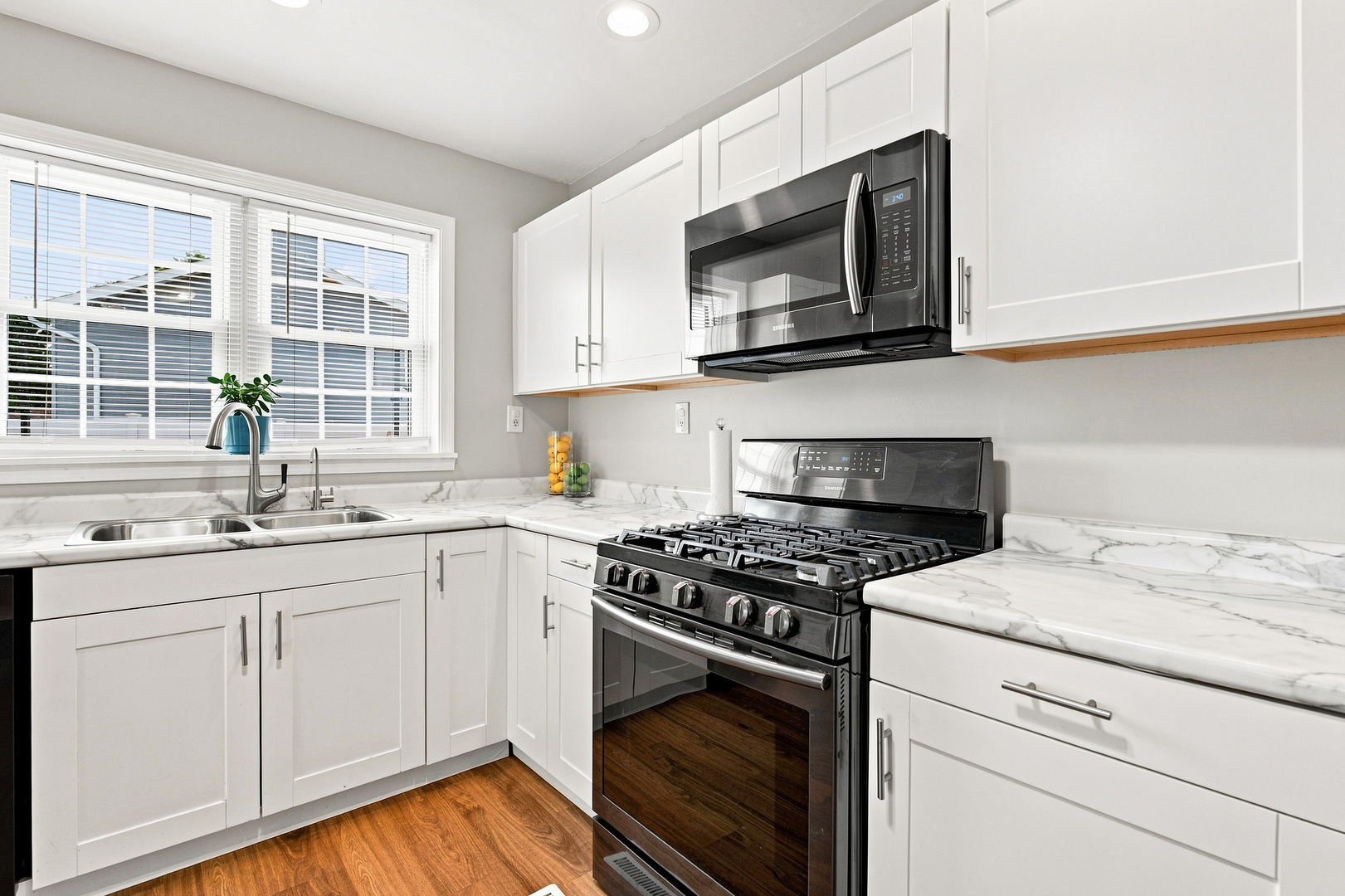 1109 Home Court Property Photo 10