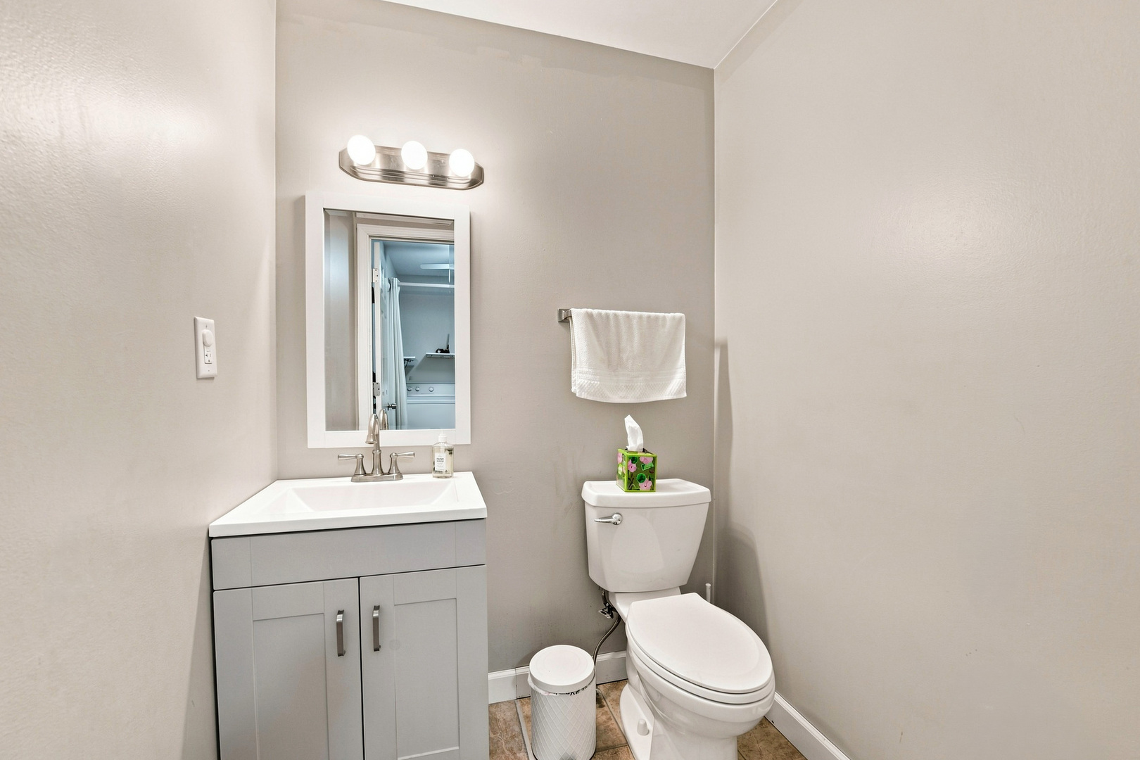 1109 Home Court Property Photo 12