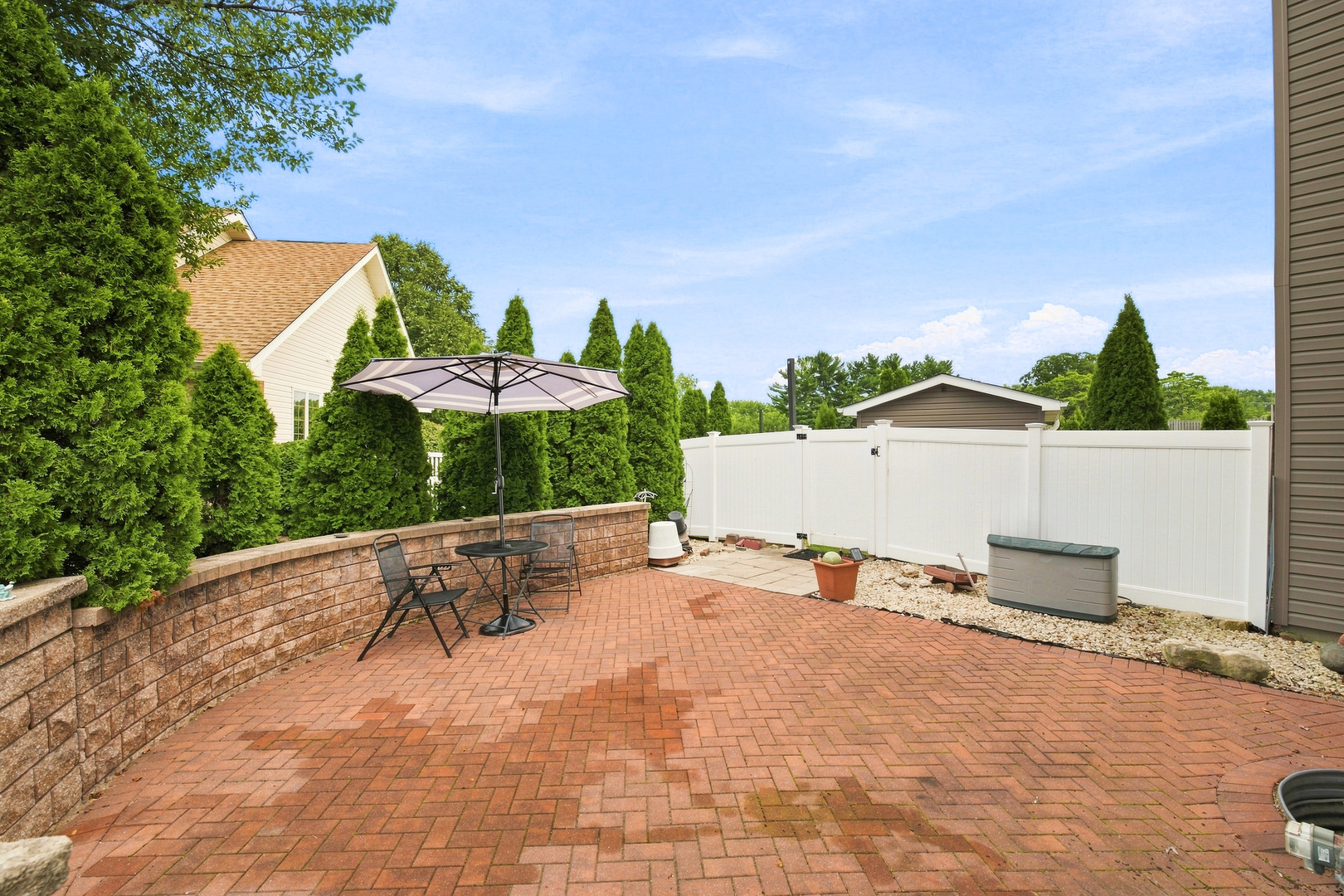 1109 Home Court Property Photo 26