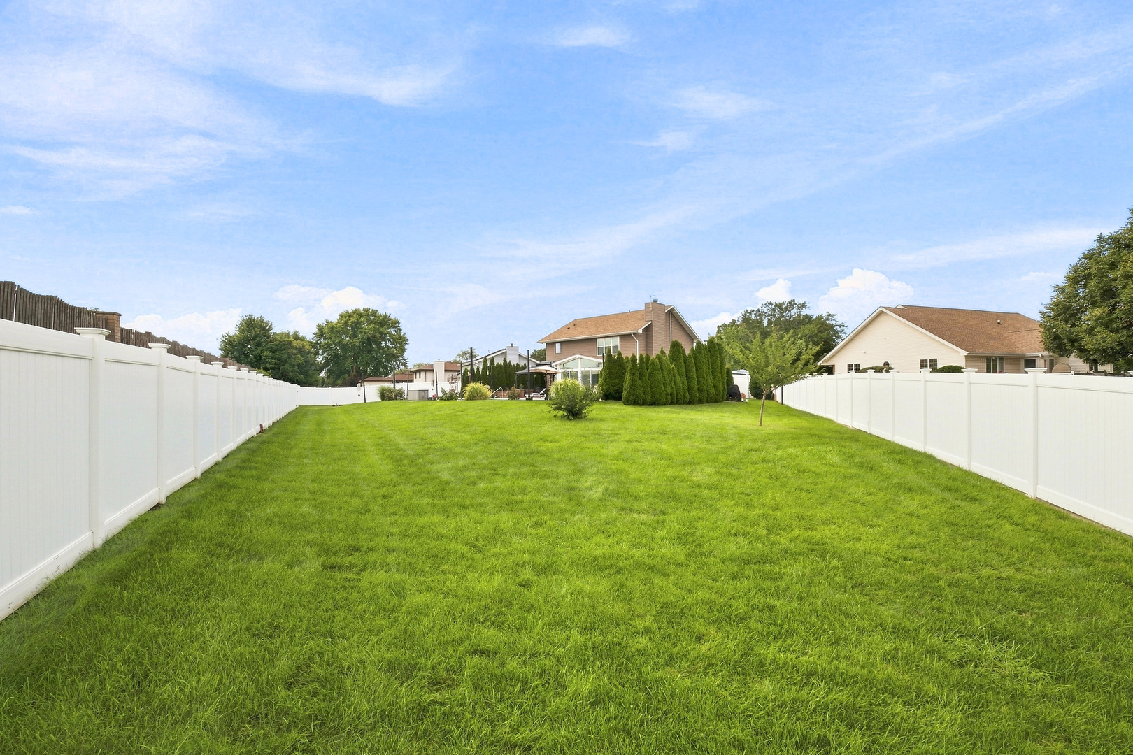 1109 Home Court Property Photo 34