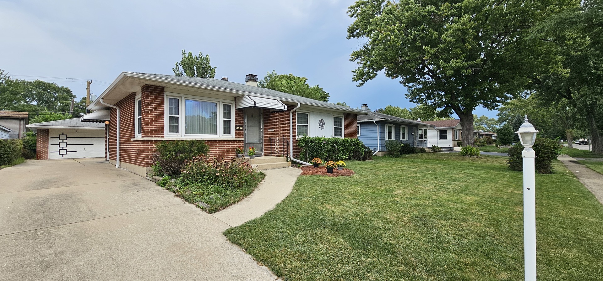 2402 Cedar Street