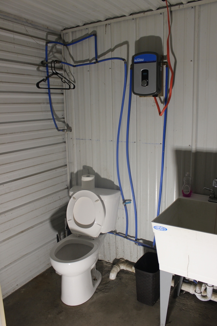 709 Thomas Street Property Photo 18