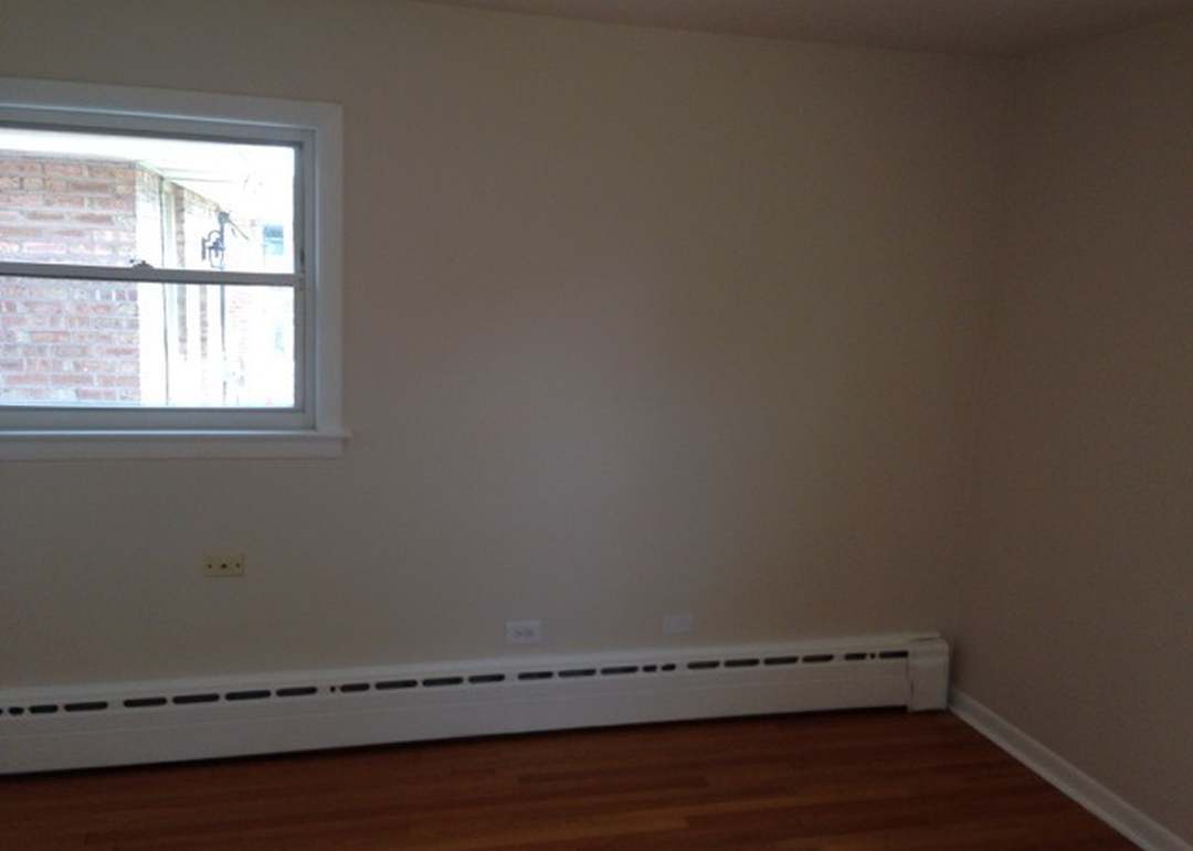 2935 W 100th Place Property Photo 8