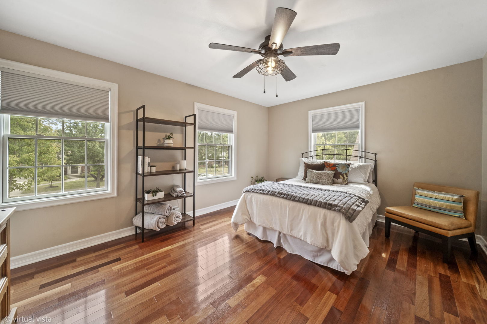 732 S Ashland Avenue Property Photo 18