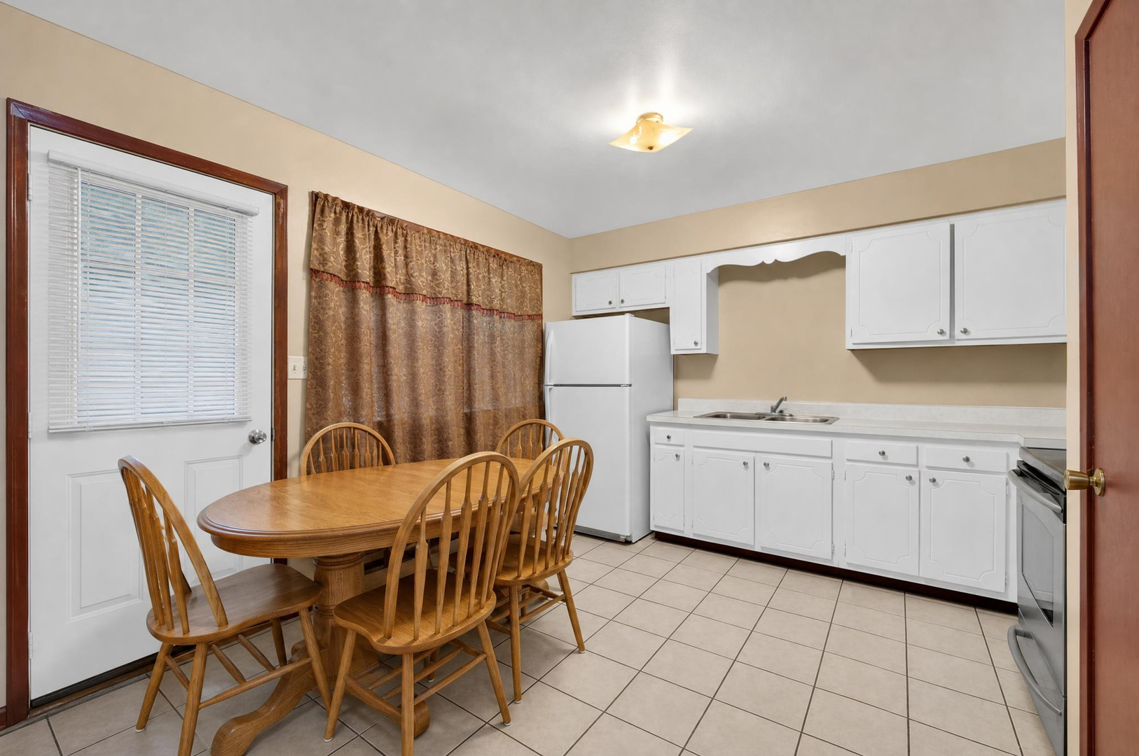 217-219 Stuart Avenue Property Photo 14