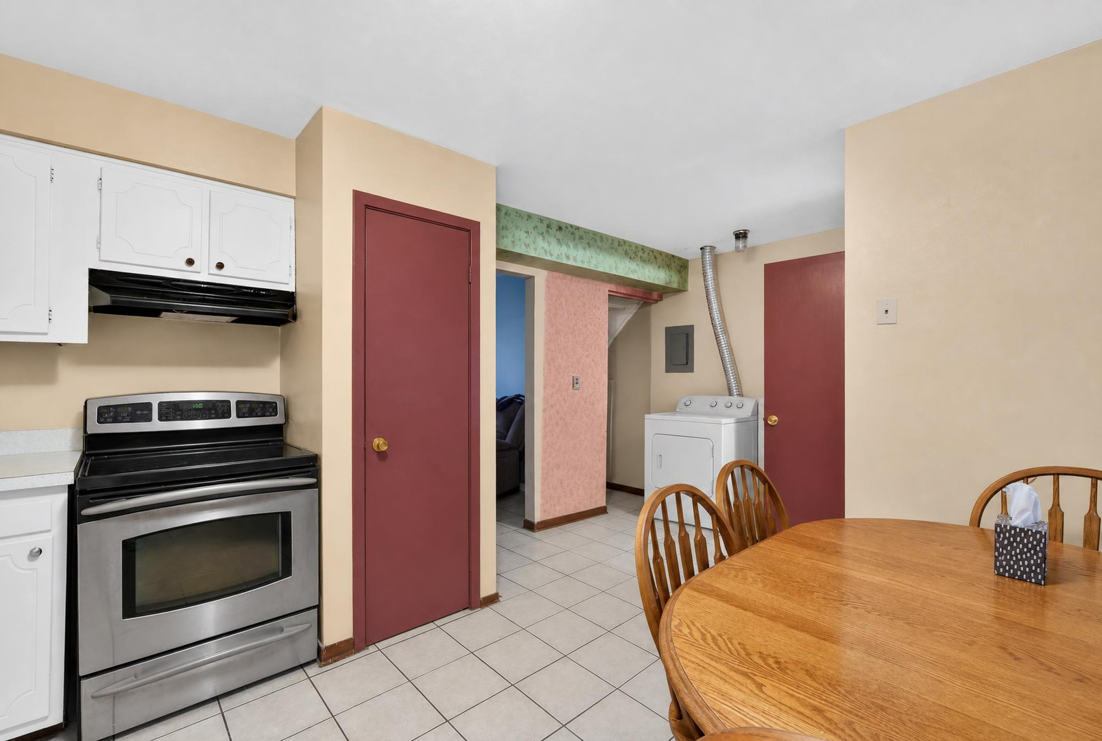 217-219 Stuart Avenue Property Photo 16