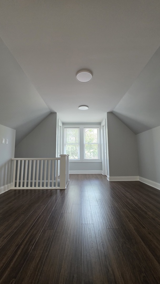3507 W 60th Place Property Photo 18