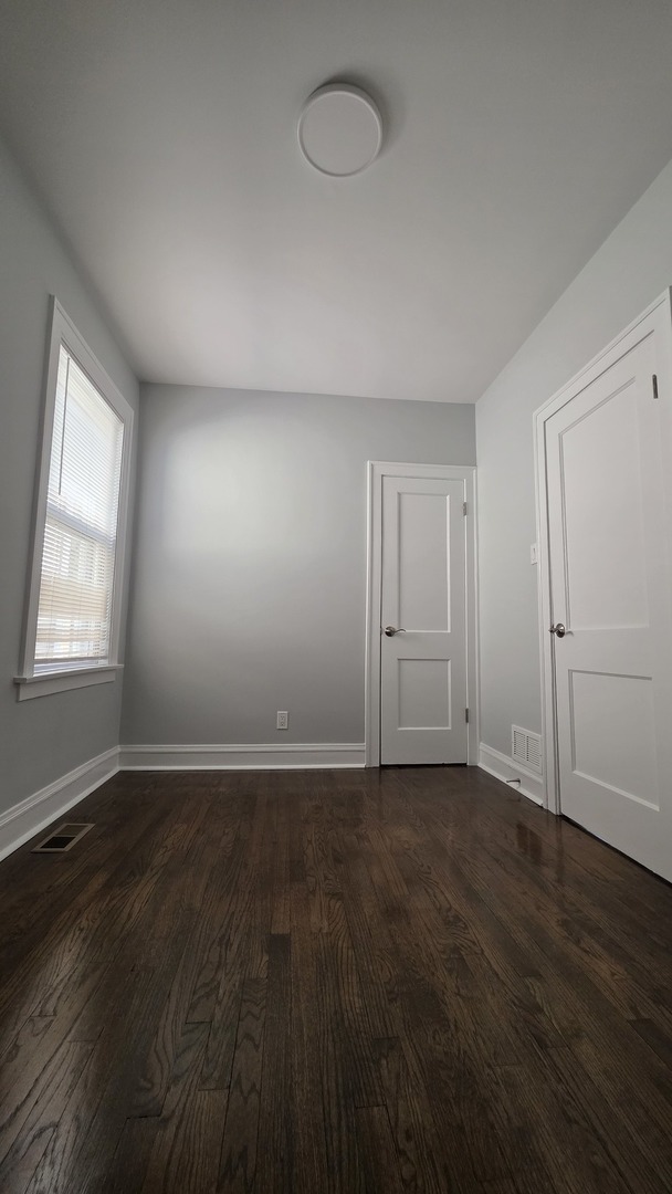 3507 W 60th Place Property Photo 27