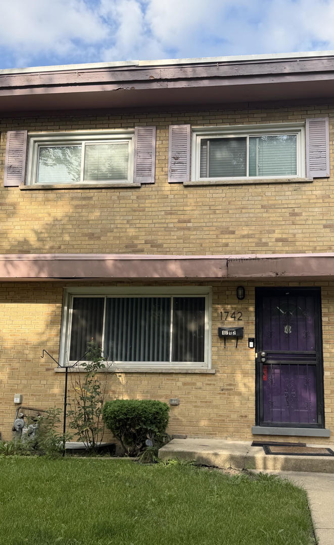 1742 Brown Avenue Property Photo 2