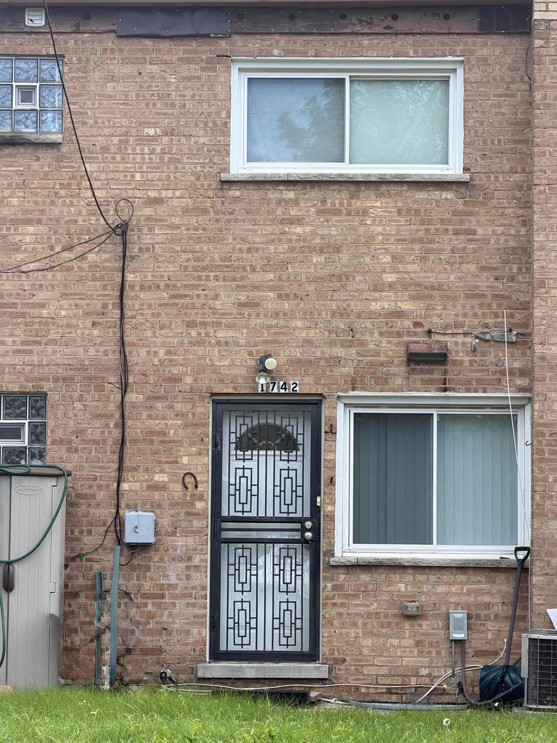 1742 Brown Avenue Property Photo 13