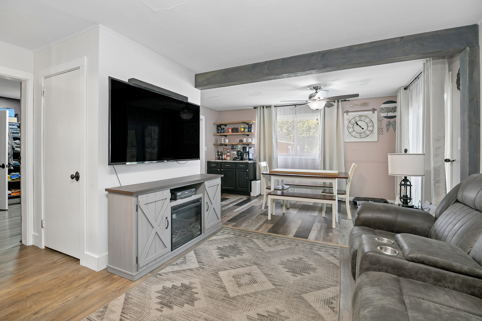 282 N Oak Street Property Photo 13