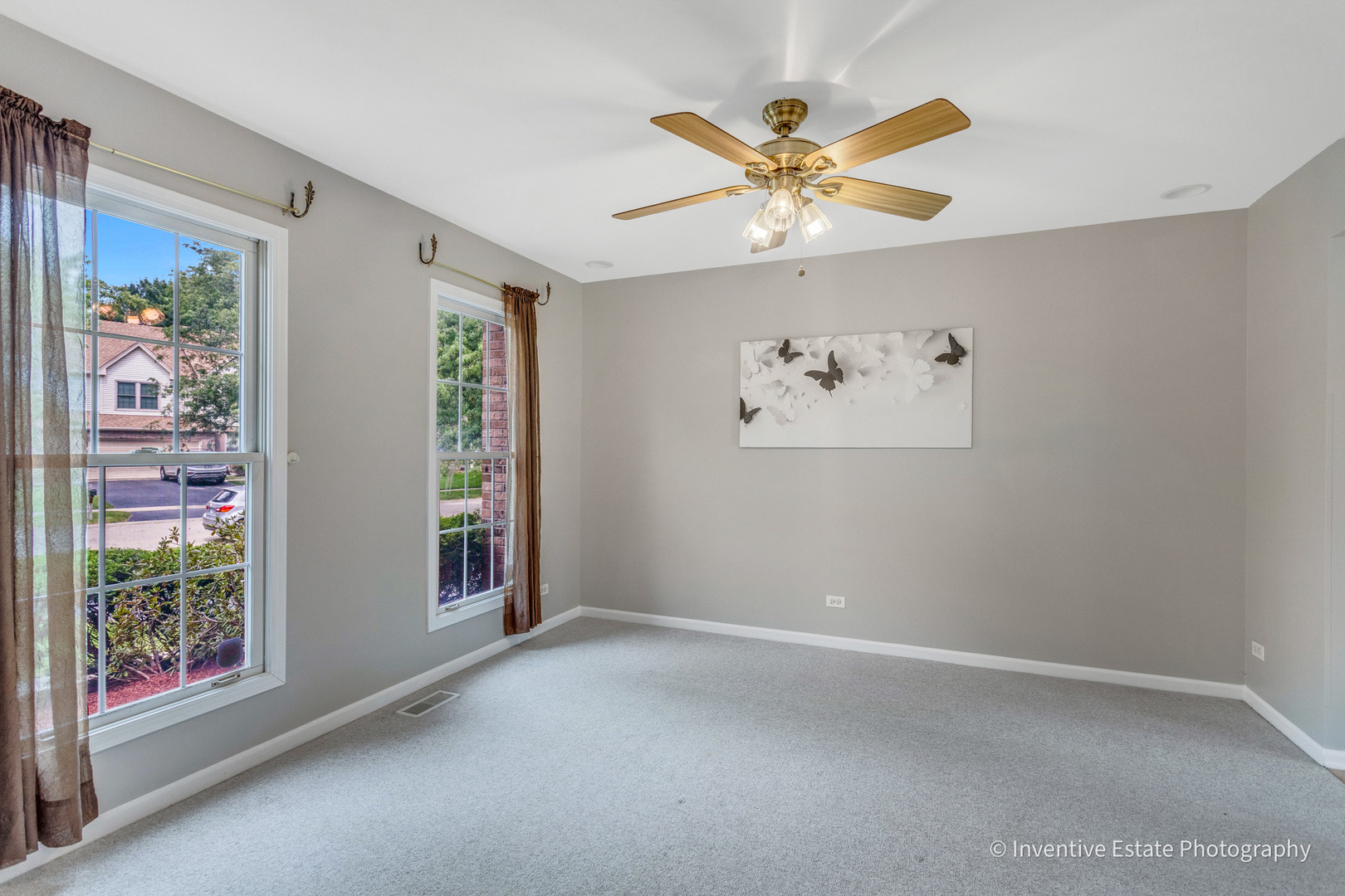 1925 Danube Way Property Photo 9