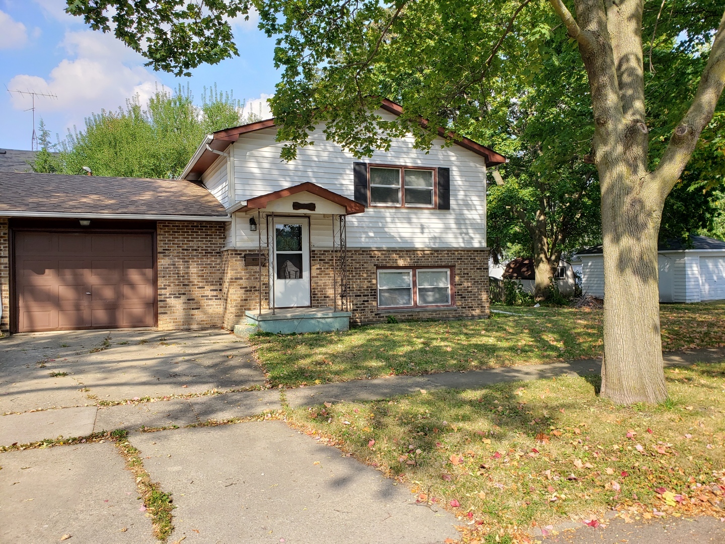 1003 Prospect Street HALF Property Photo 1