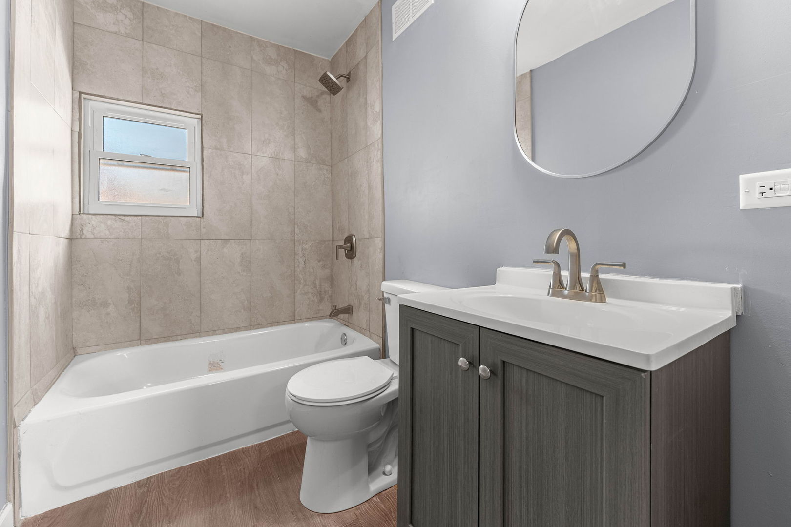 9351 S Throop Street Property Photo 19