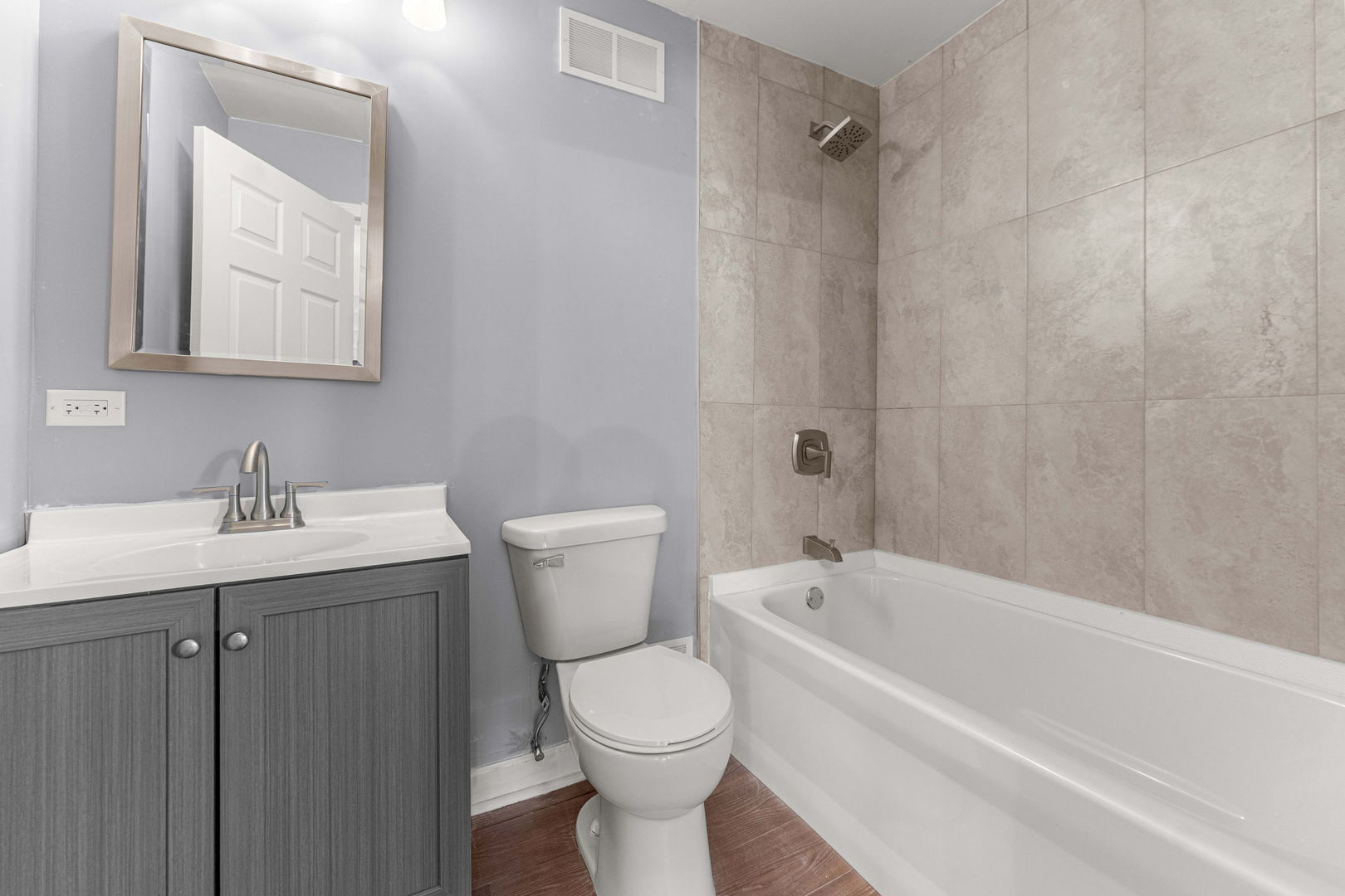 9351 S Throop Street Property Photo 25