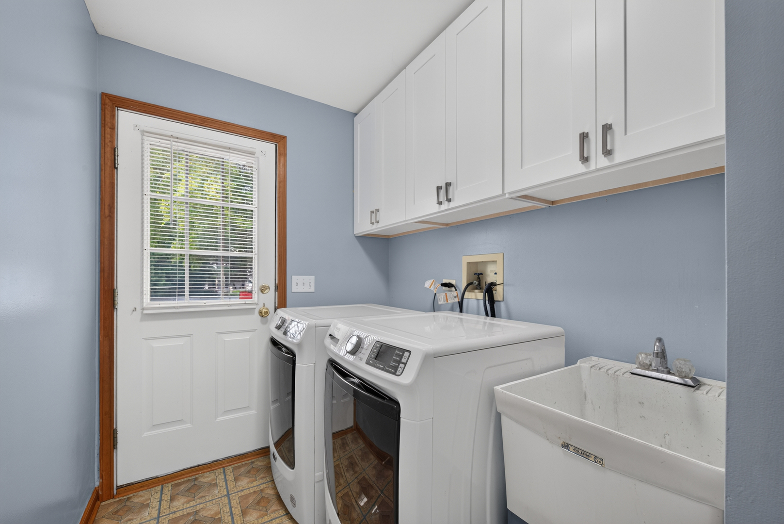 1254 Rosegate Court Property Photo 17