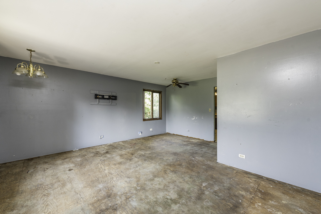 2337 N Sheridan Road Property Photo 4