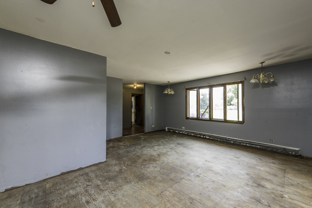 2337 N Sheridan Road Property Photo 6