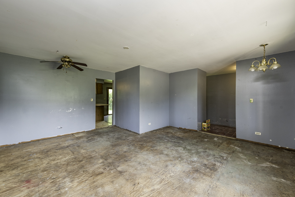 2337 N Sheridan Road Property Photo 7