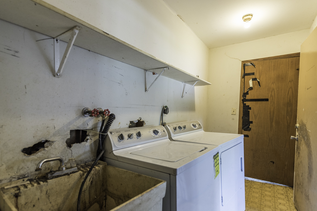 2337 N Sheridan Road Property Photo 16