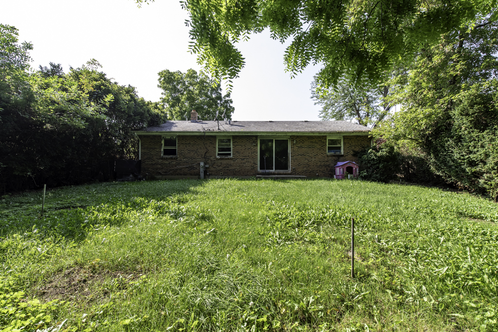 2337 N Sheridan Road Property Photo 19