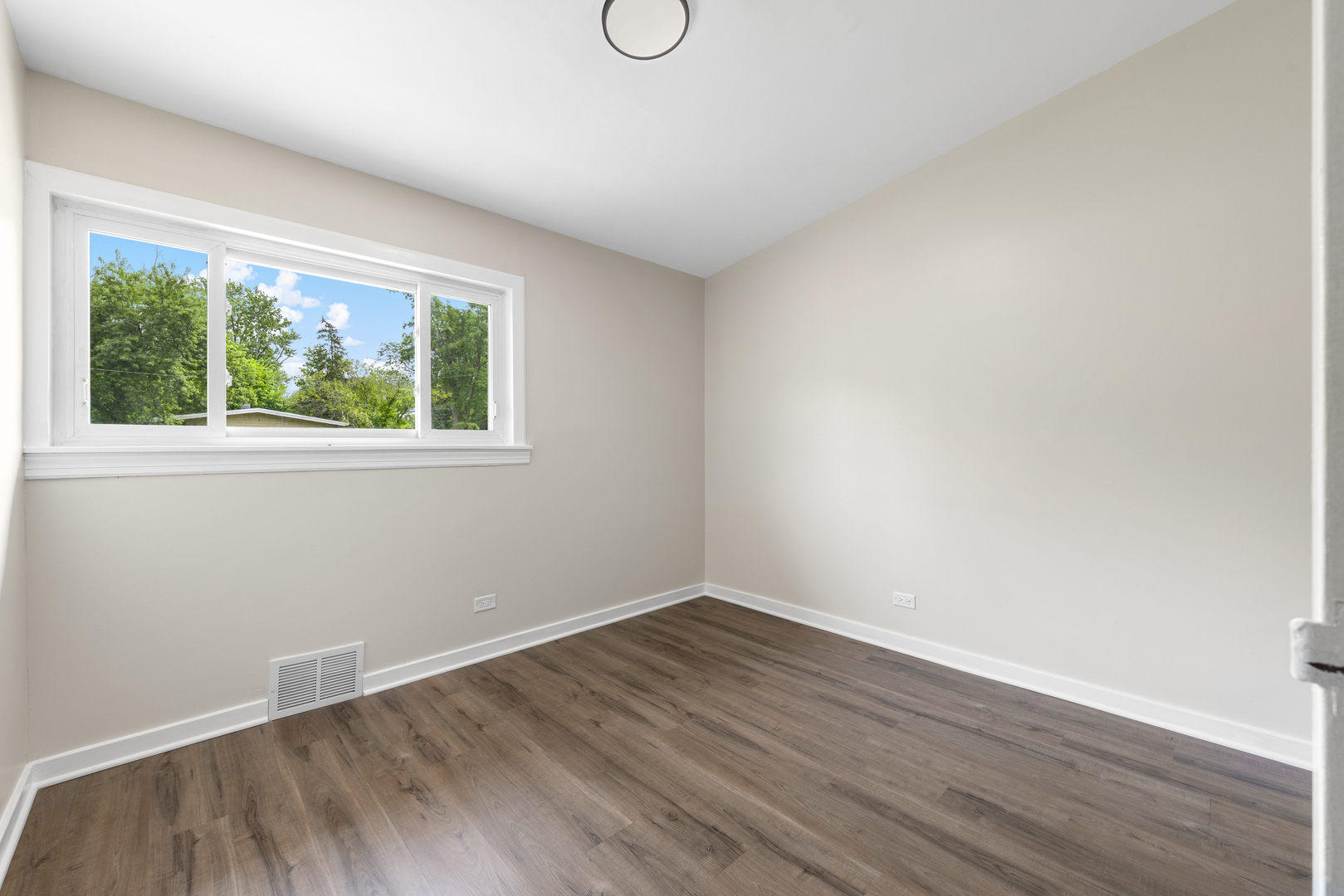1140 Wallace Court Property Photo 15