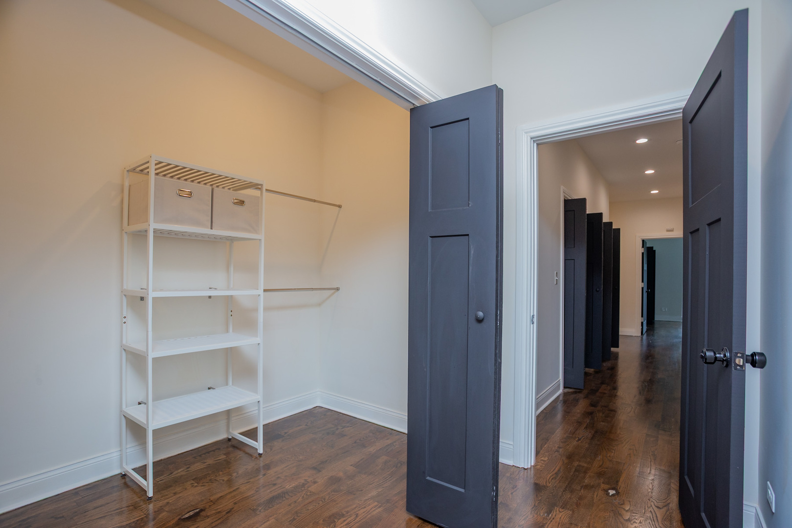 6642 S Drexel Avenue Property Photo 24