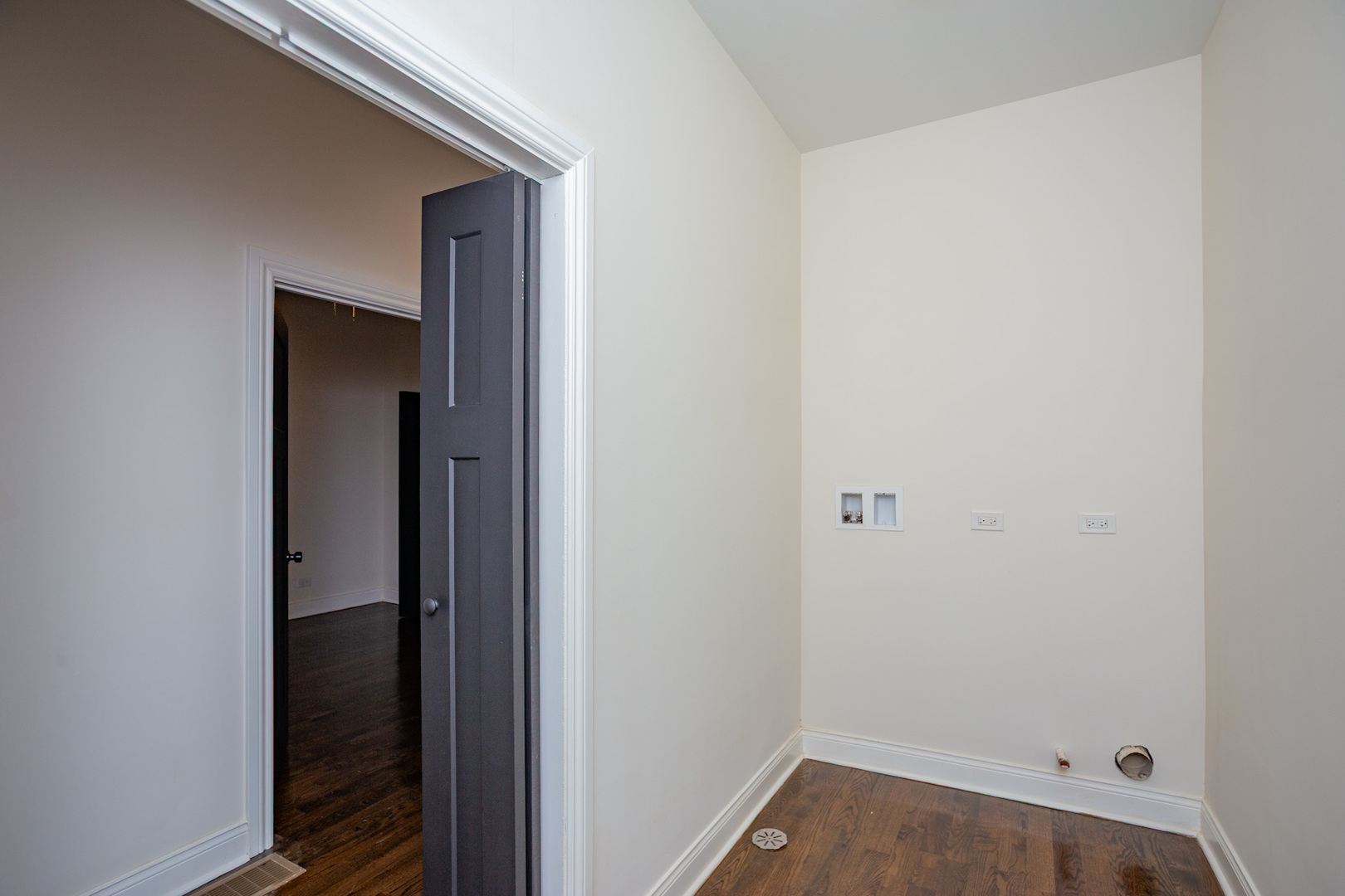 6642 S Drexel Avenue Property Photo 38