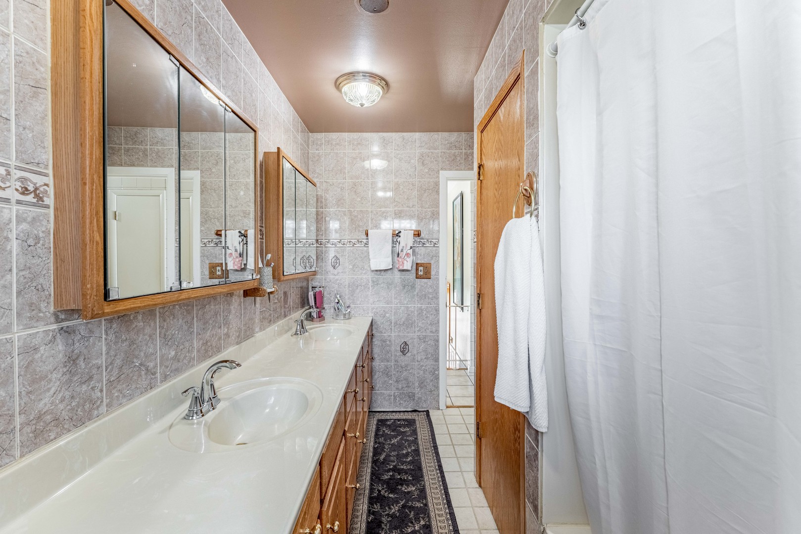 433 E Cherry Hill Drive Property Photo 13