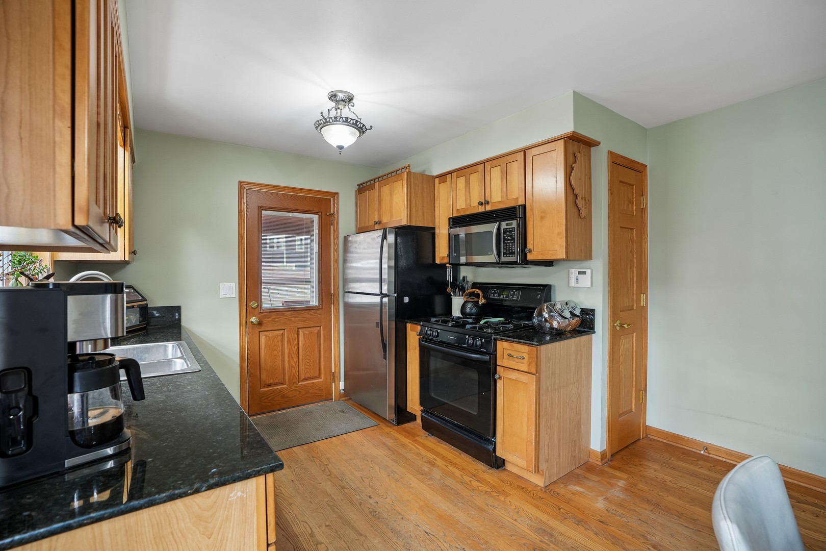 6228 W Huntington Street Property Photo 9