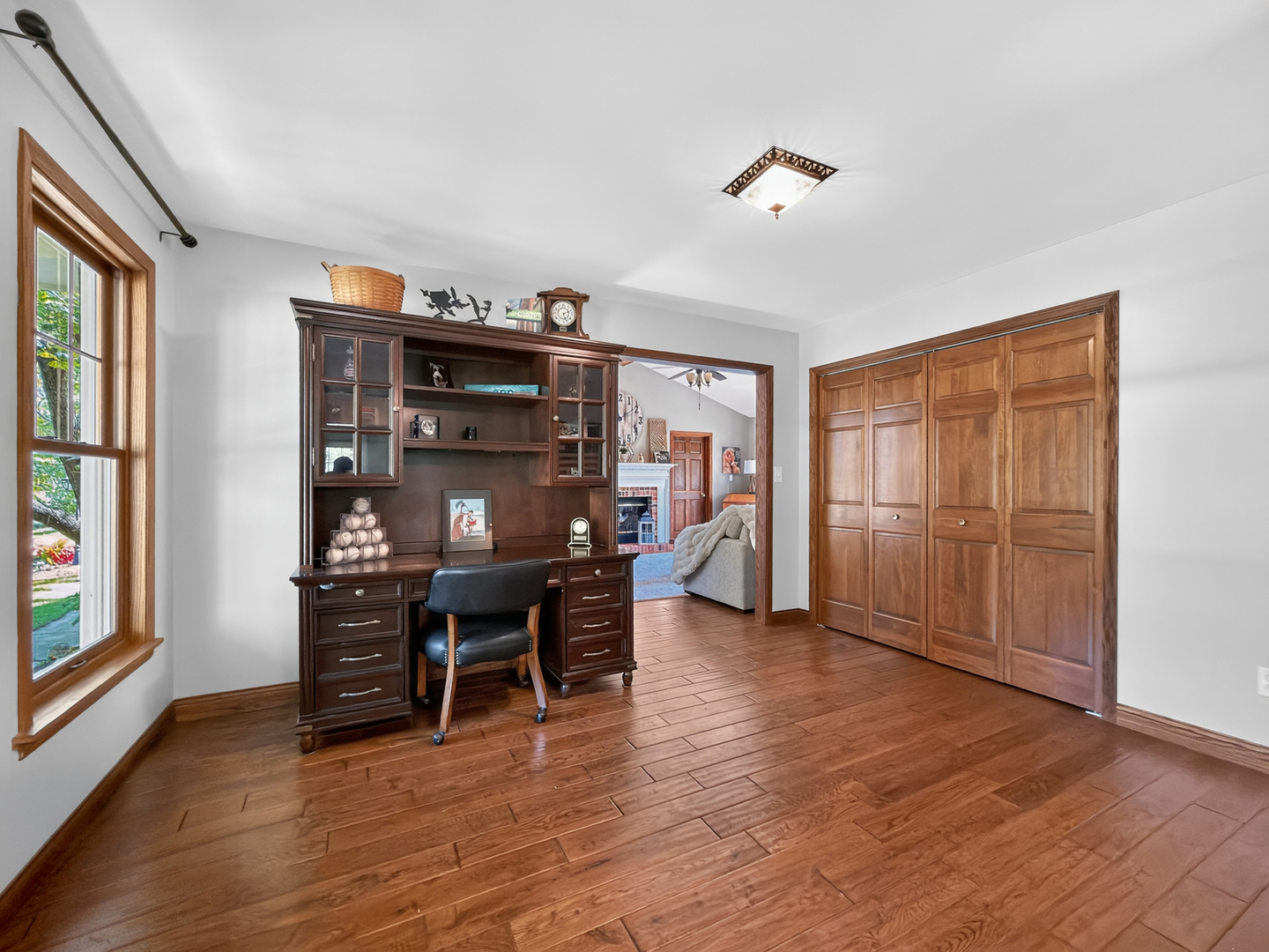 10303 E Hickory Ridge Drive Property Photo 8