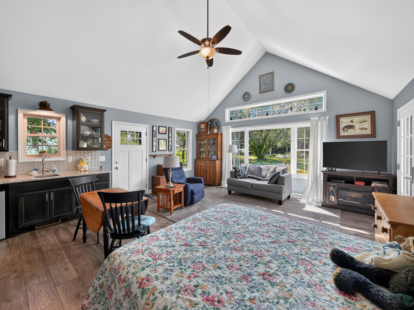10303 E Hickory Ridge Drive Property Photo 18