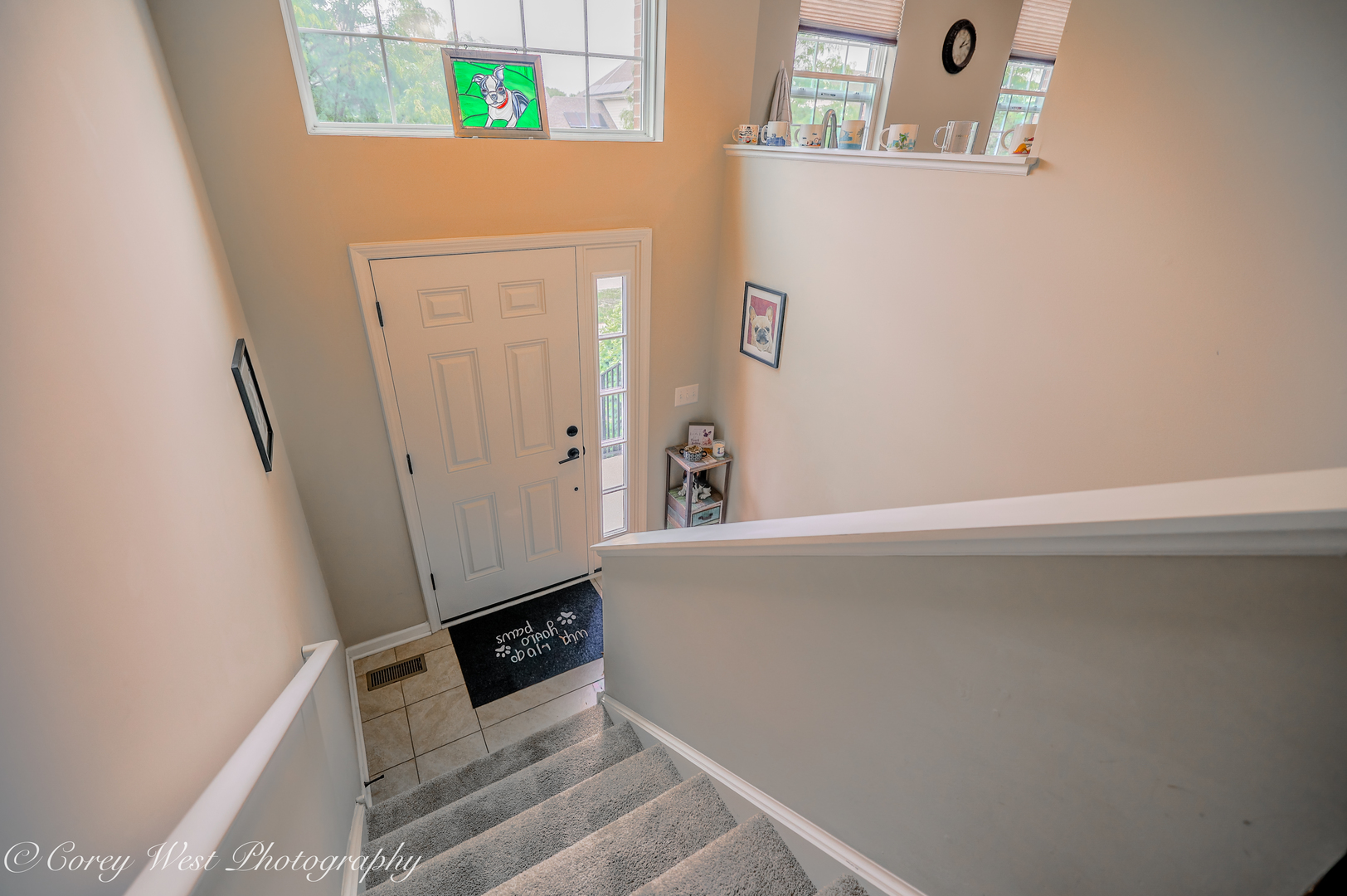4062 Pompton Avenue Property Photo 4