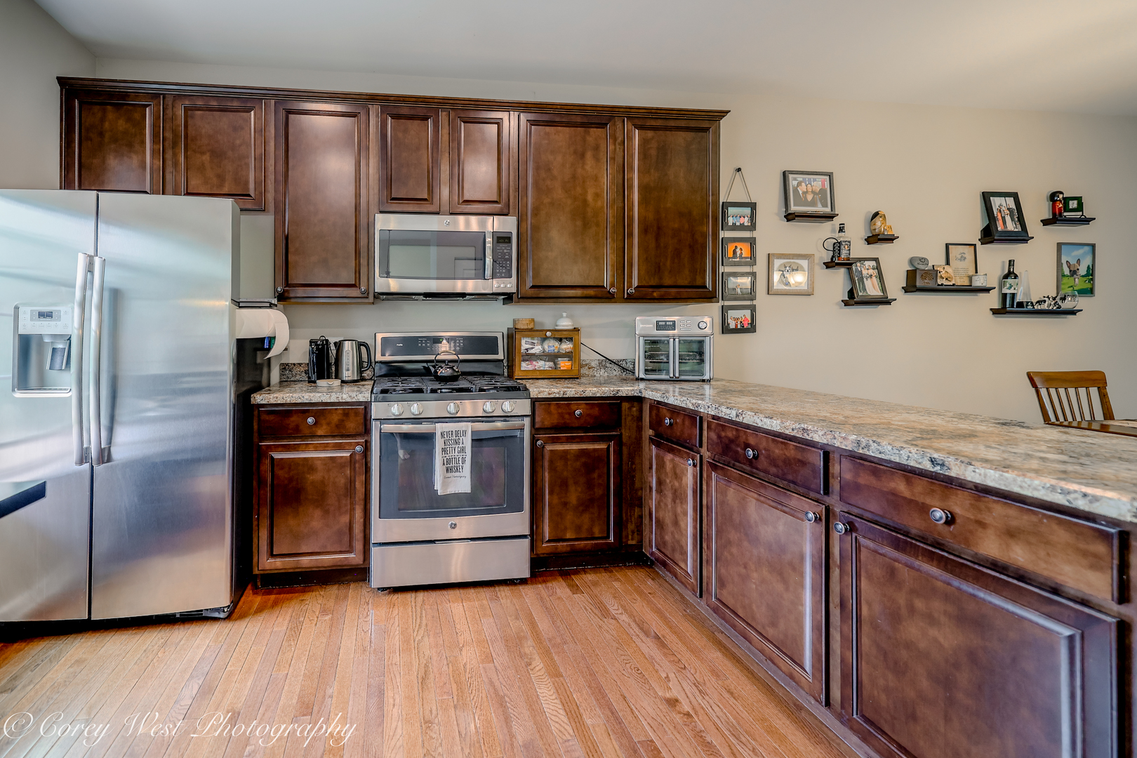 4062 Pompton Avenue Property Photo 7