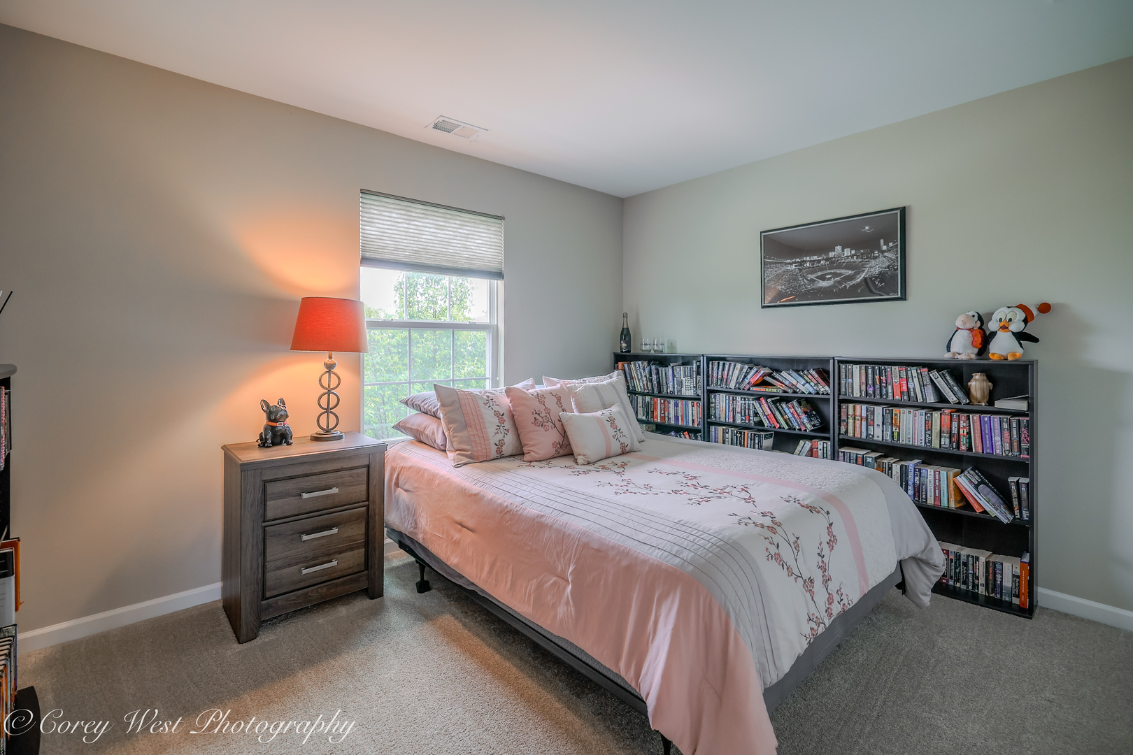 4062 Pompton Avenue Property Photo 20