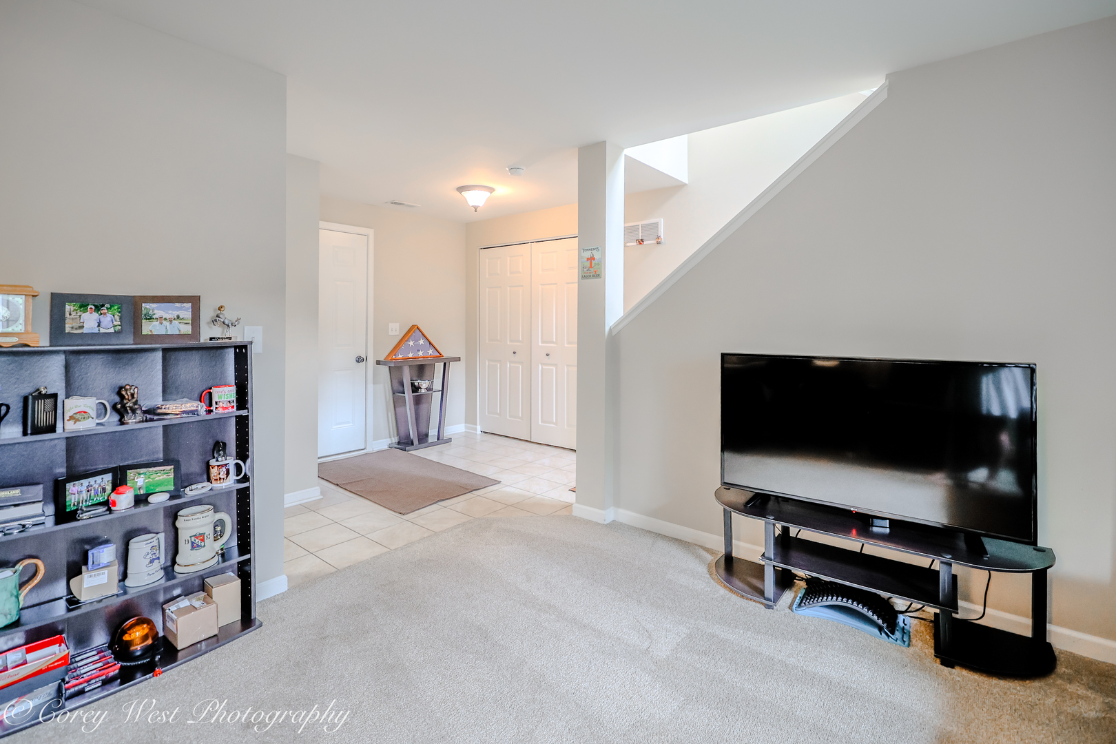 4062 Pompton Avenue Property Photo 32