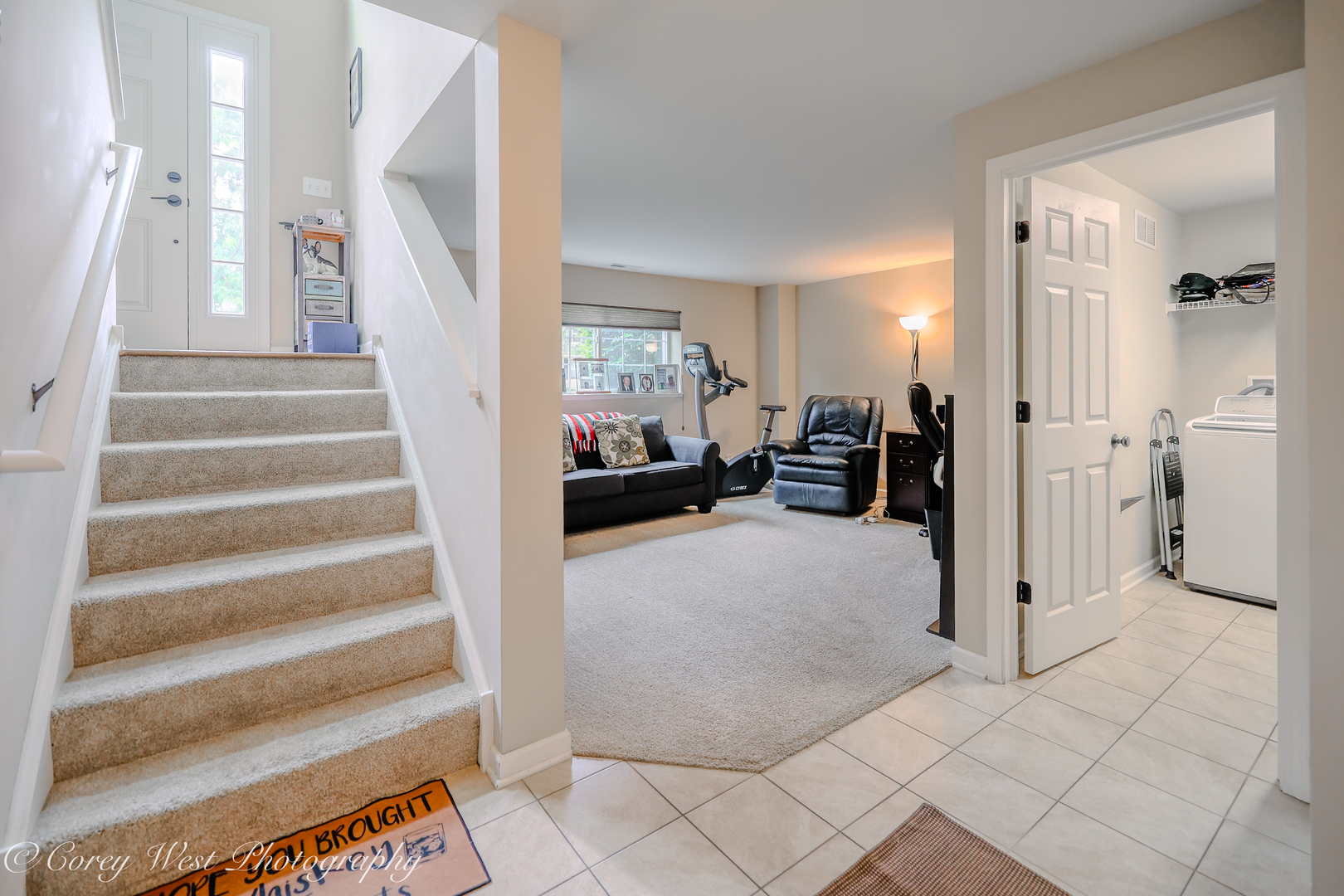 4062 Pompton Avenue Property Photo 34