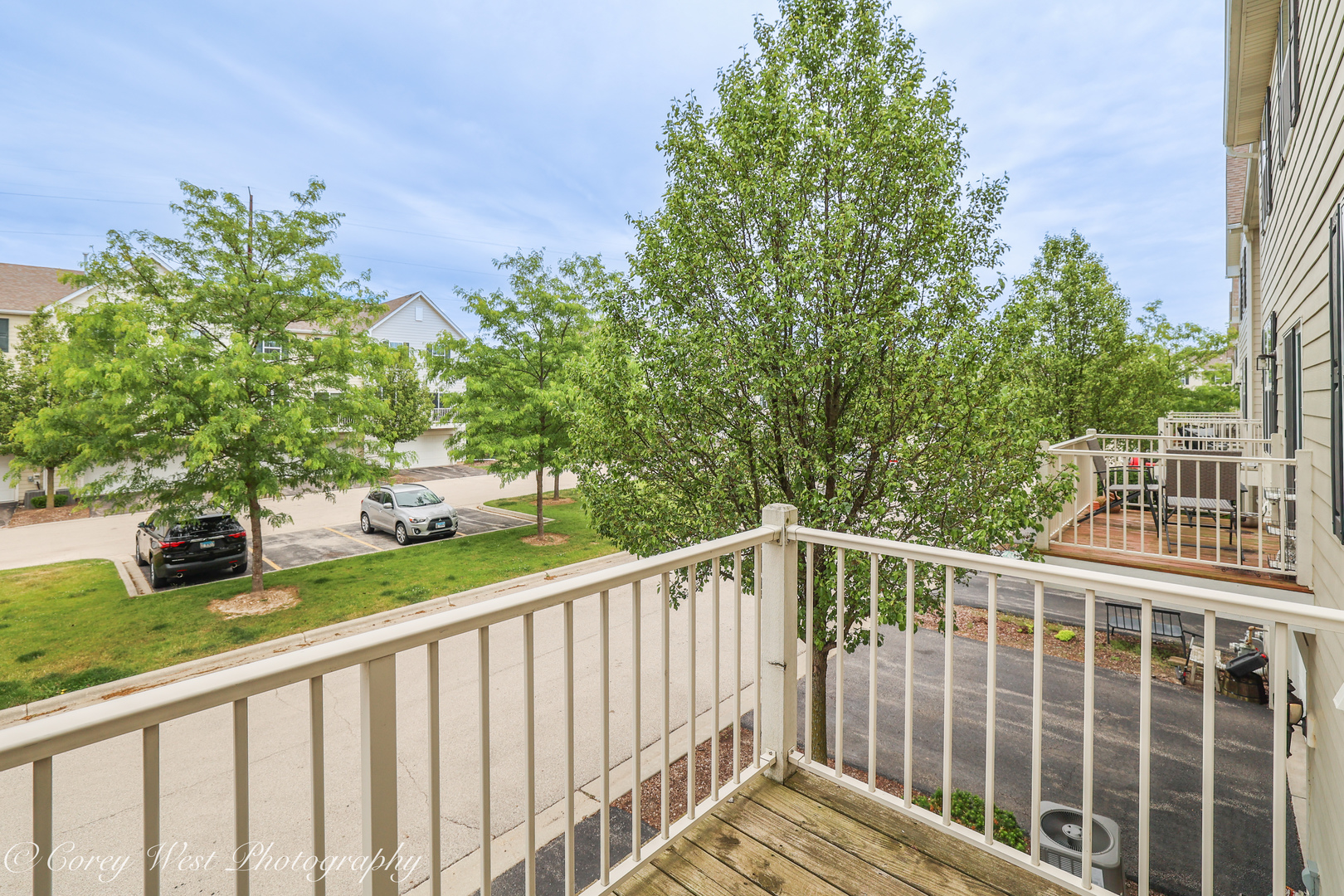 4062 Pompton Avenue Property Photo 37