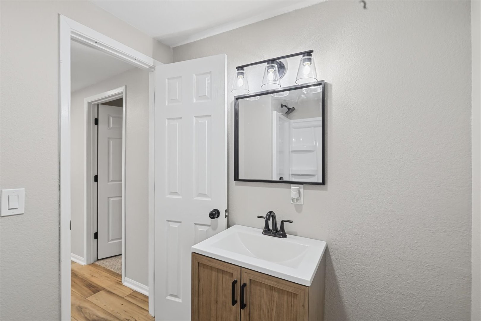 604 E Houghton Street Property Photo 22