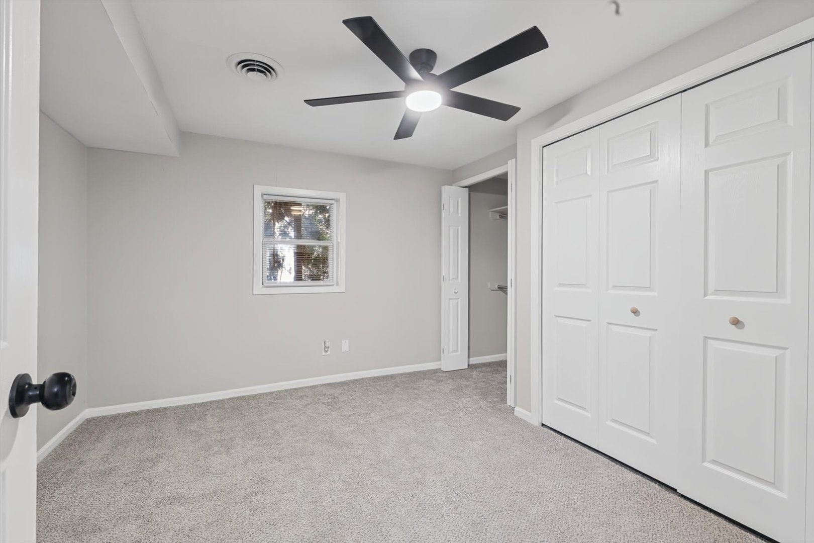 604 E Houghton Street Property Photo 24