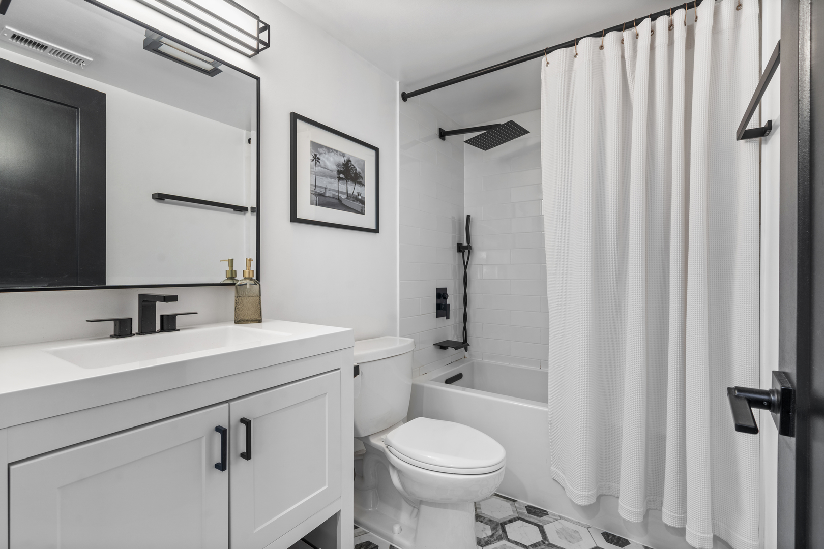 2614 N Clybourn Avenue 401 Property Photo 11